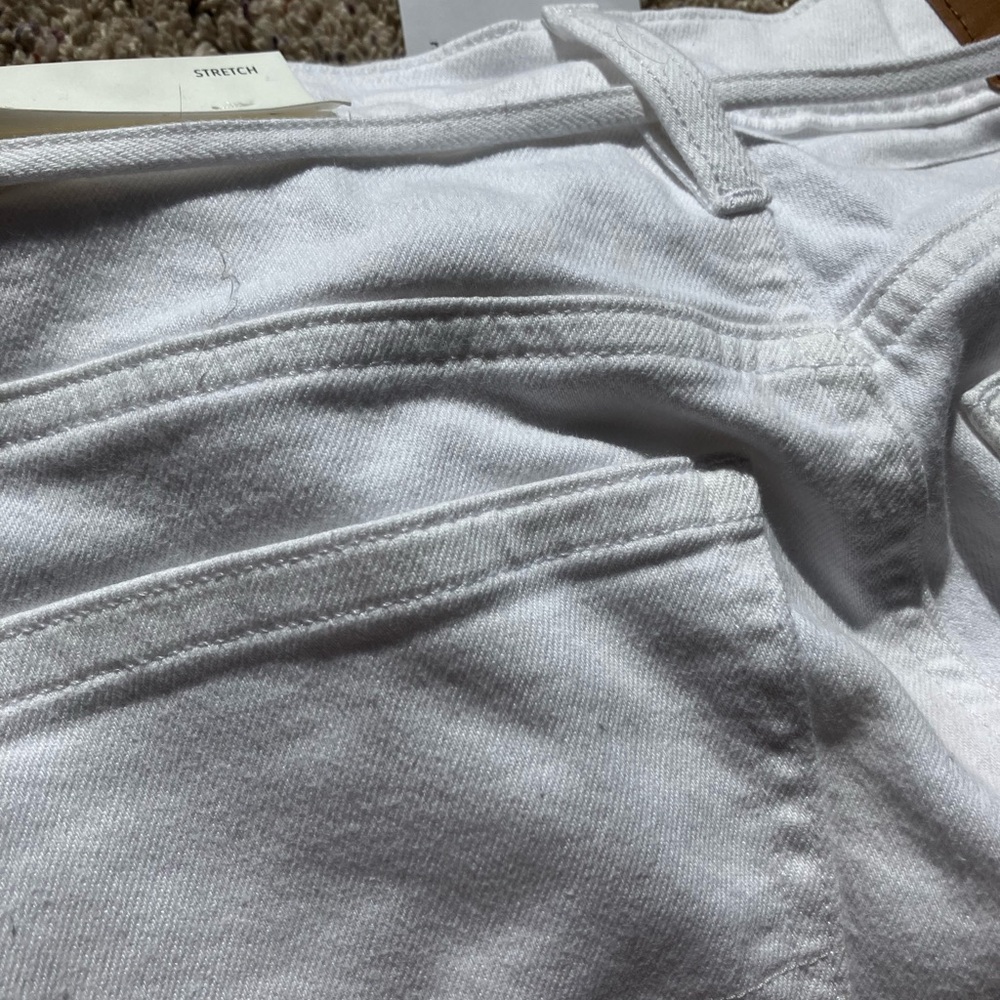 American Eagle white barrel jeans! - Picture 6 of 7